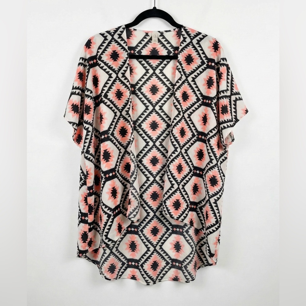 Live 4 Truth Aztec Tribal Print Kimono Cardigan | Size M | Pink Black White - Picture 1 of 6